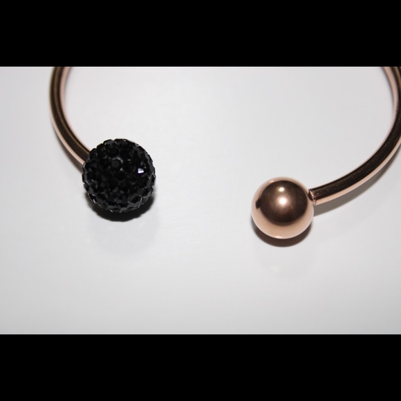 Bracelet - Picture 2 of 7